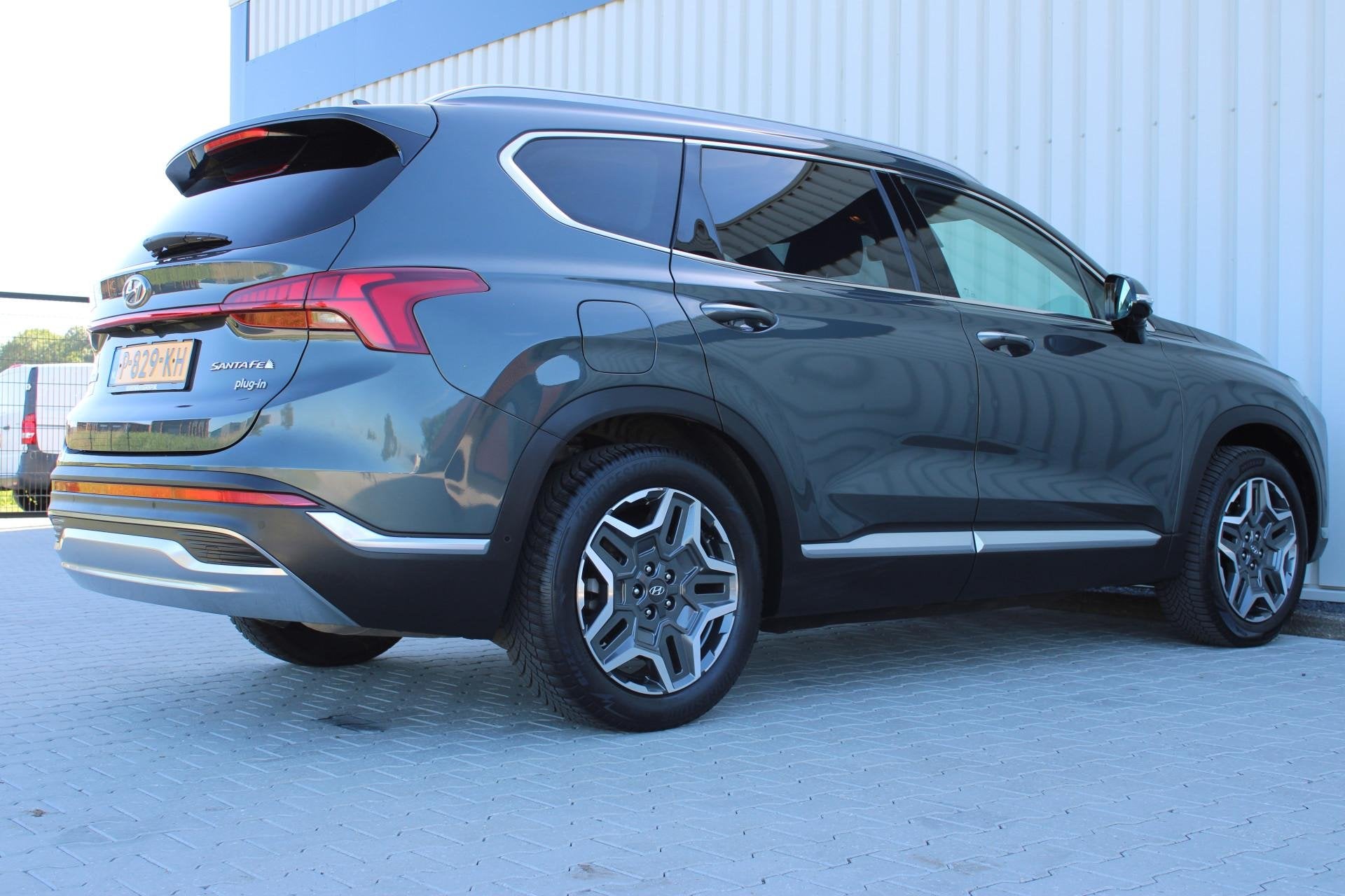 Hyundai Santa Fe 1.6 T-GDI PHEV Premium 4WD | Incl. 12 maand, Automaat, Santa Fe, Gebruikt, Euro 6