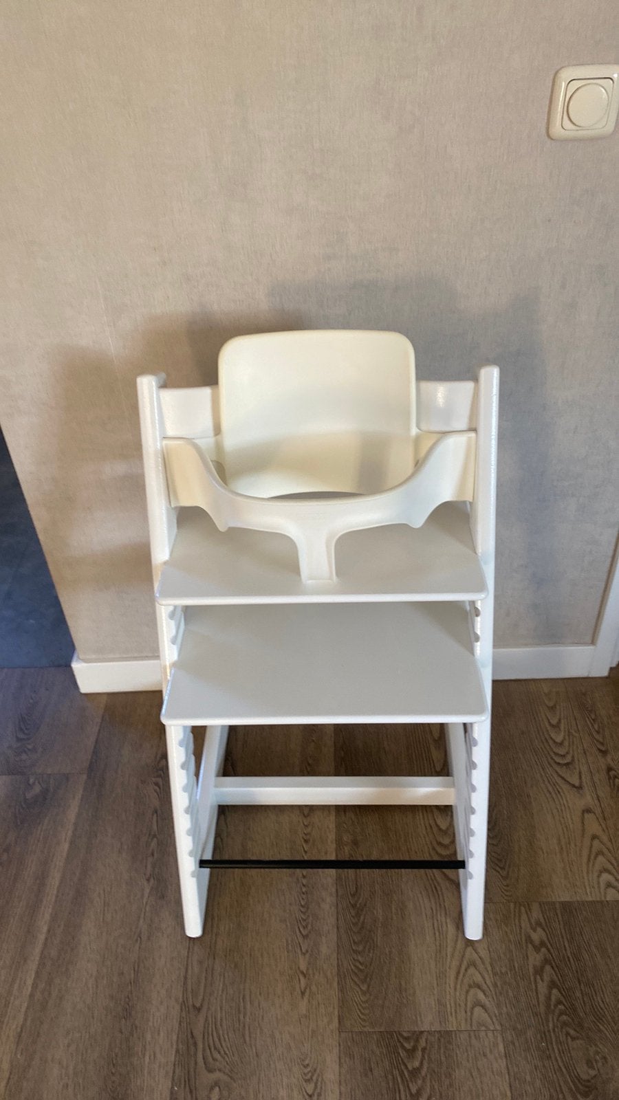 Stokke tripp trapp kinderstoel met plastic babyset, Ophalen of Verzenden, Zo goed als nieuw, Meegroeistoel