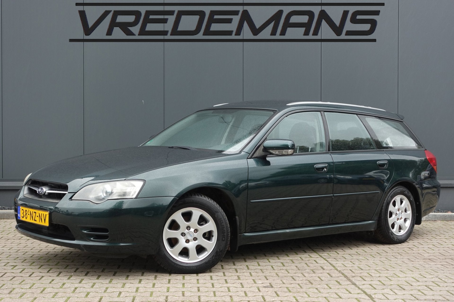 Subaru Legacy Touring Wagon 2.0i 4X4--REMT SLECHT, Auto's, Subaru, Gebruikt, 4 cilinders, Origineel Nederlands, Handgeschakeld