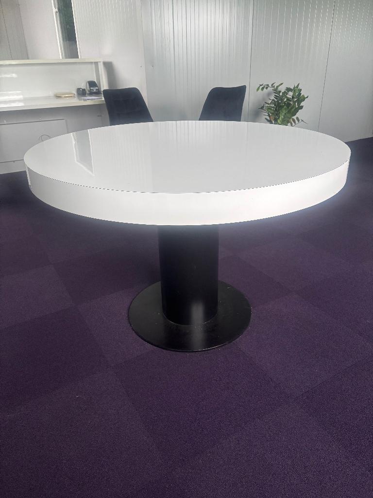 Tafel hoogglans wit, Ophalen, Gebruikt, Rond, Vier personen