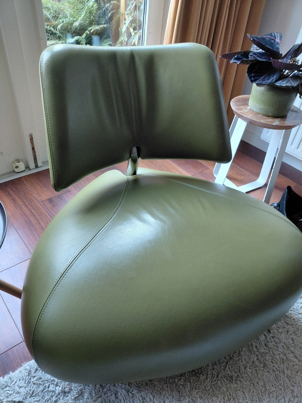 Foto 6 van Set van 2 Design fauteuils met poef (Merk Leolux)
