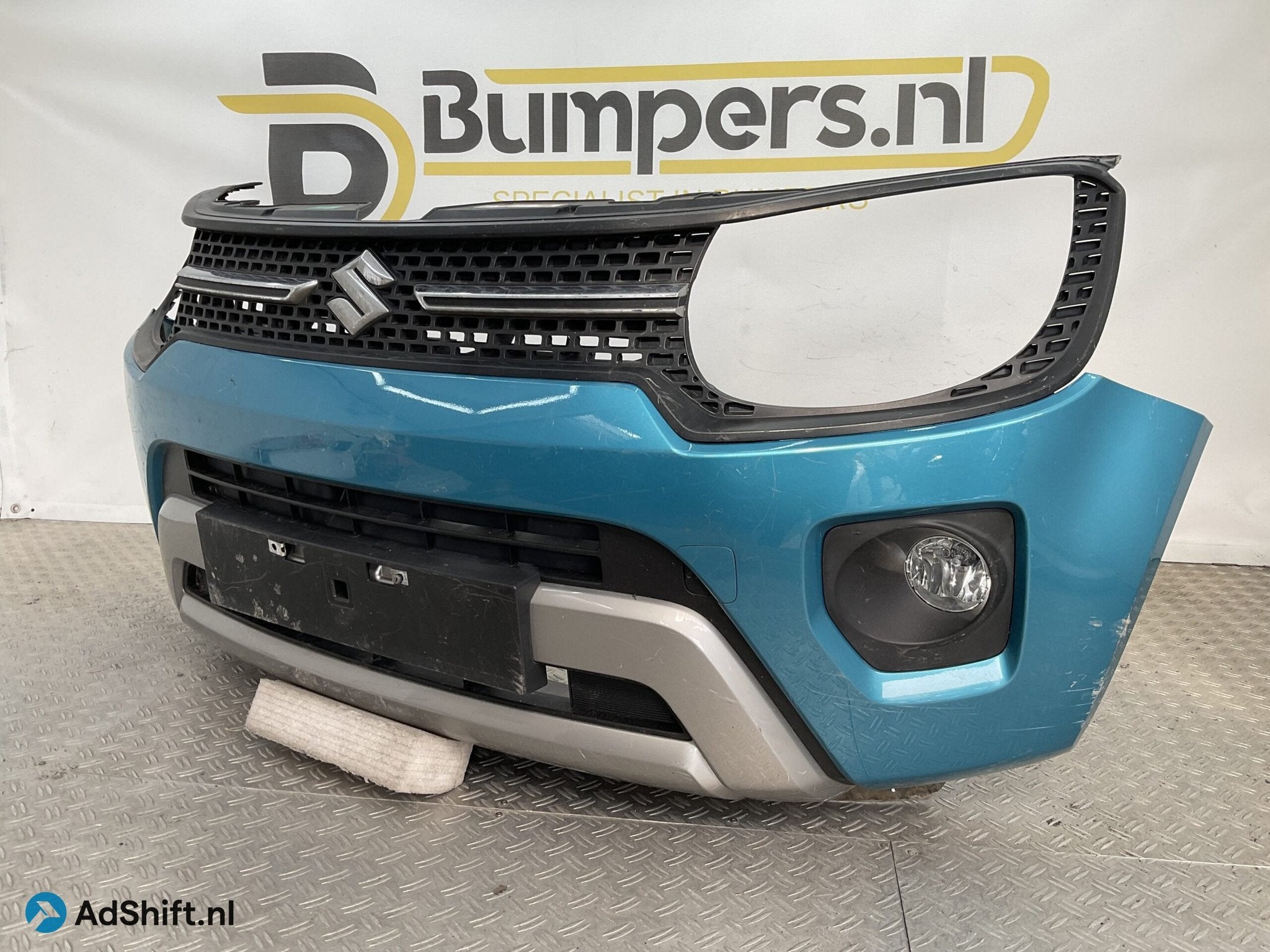 Bumper Suzuki Ignis III Facelift 2021-2025 717723S0 Voorbump, Bumper