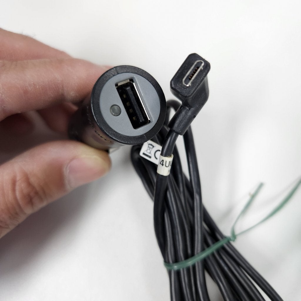 TomTom Autolader met Micro USB adpater voor TomTom, Niet ingevuld, Gebruikt, Niet ingevuld, Ophalen of Verzenden