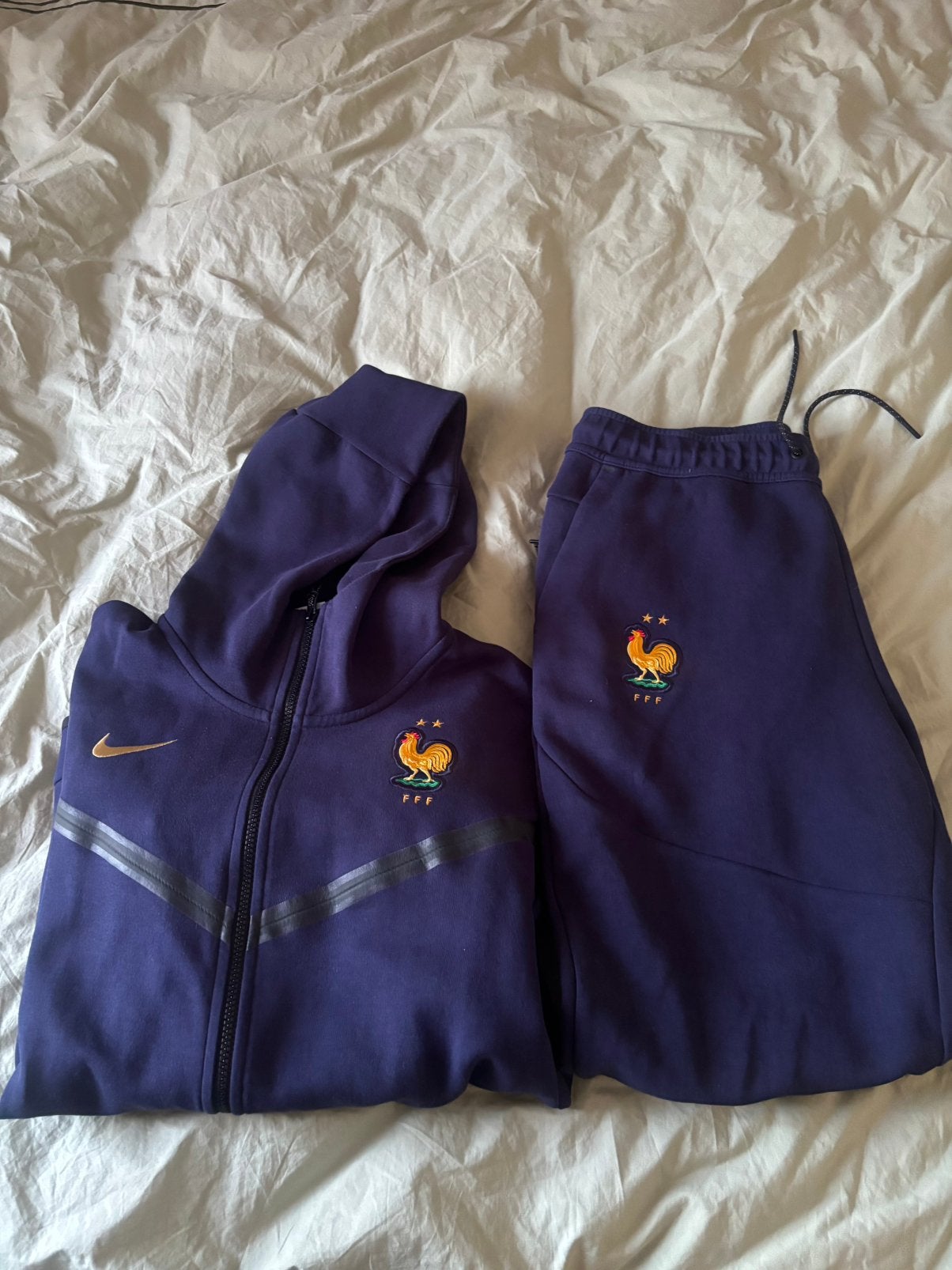 Frankrijk nike tech fleece trainingspak L, Ophalen of Verzenden, Gebruikt, Buitenlandse clubs, Overige typen