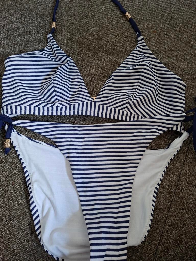 Bikini New Yorker gestreept XL, Blauw, New Yorker, Ophalen of Verzenden, Zo goed als nieuw