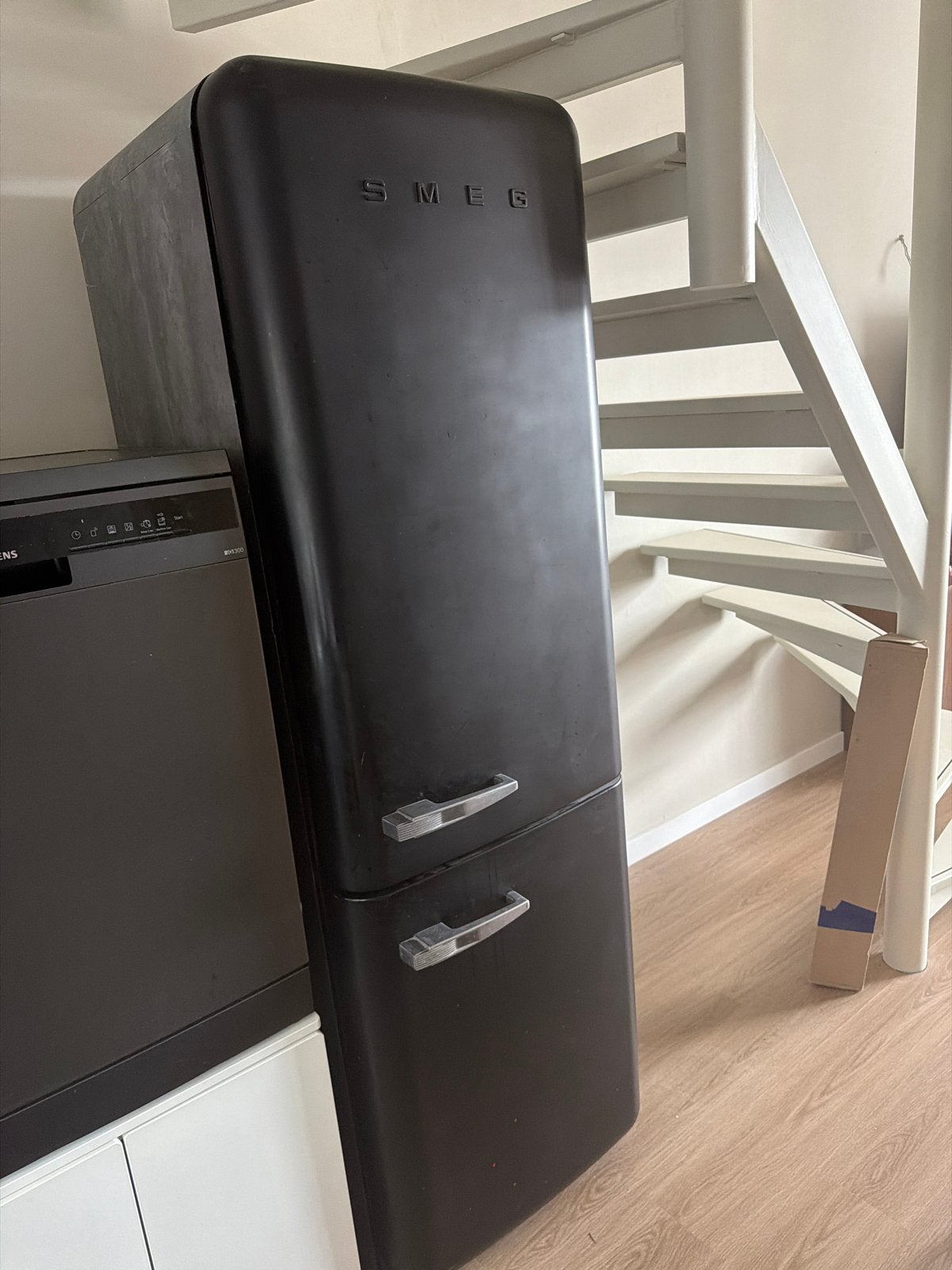 Smeg Koelkast& Vriezer - oorspronkelijk rood deur gespoten, Gebruikt, 200 liter of meer, 60 cm of meer, Met aparte vriezer