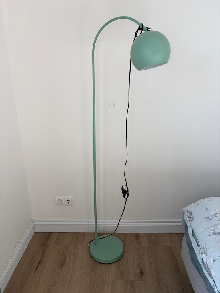 Lamp Made, Ophalen, Zo goed als nieuw, Minder dan 100 cm
