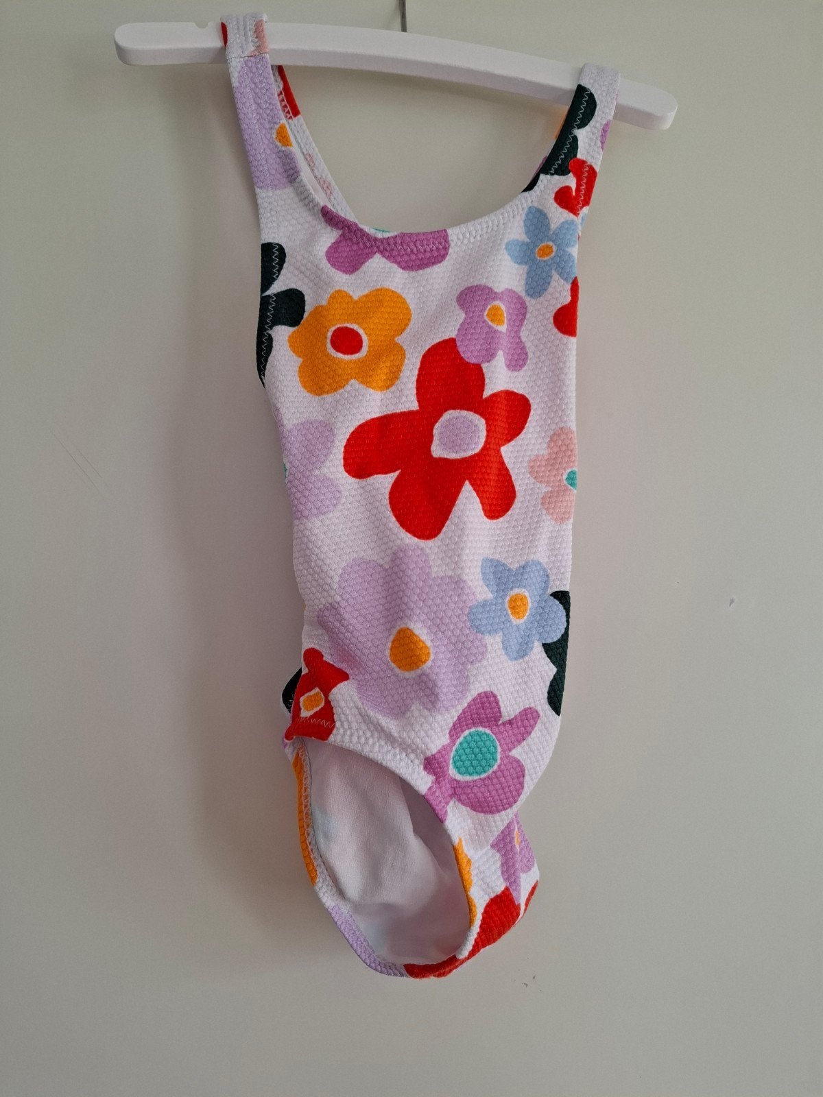 Mooi vrolijk badpakje maat 86/92, Kinderen en Baby's, Meisje, Badpak, Ophalen of Verzenden, Zo goed als nieuw