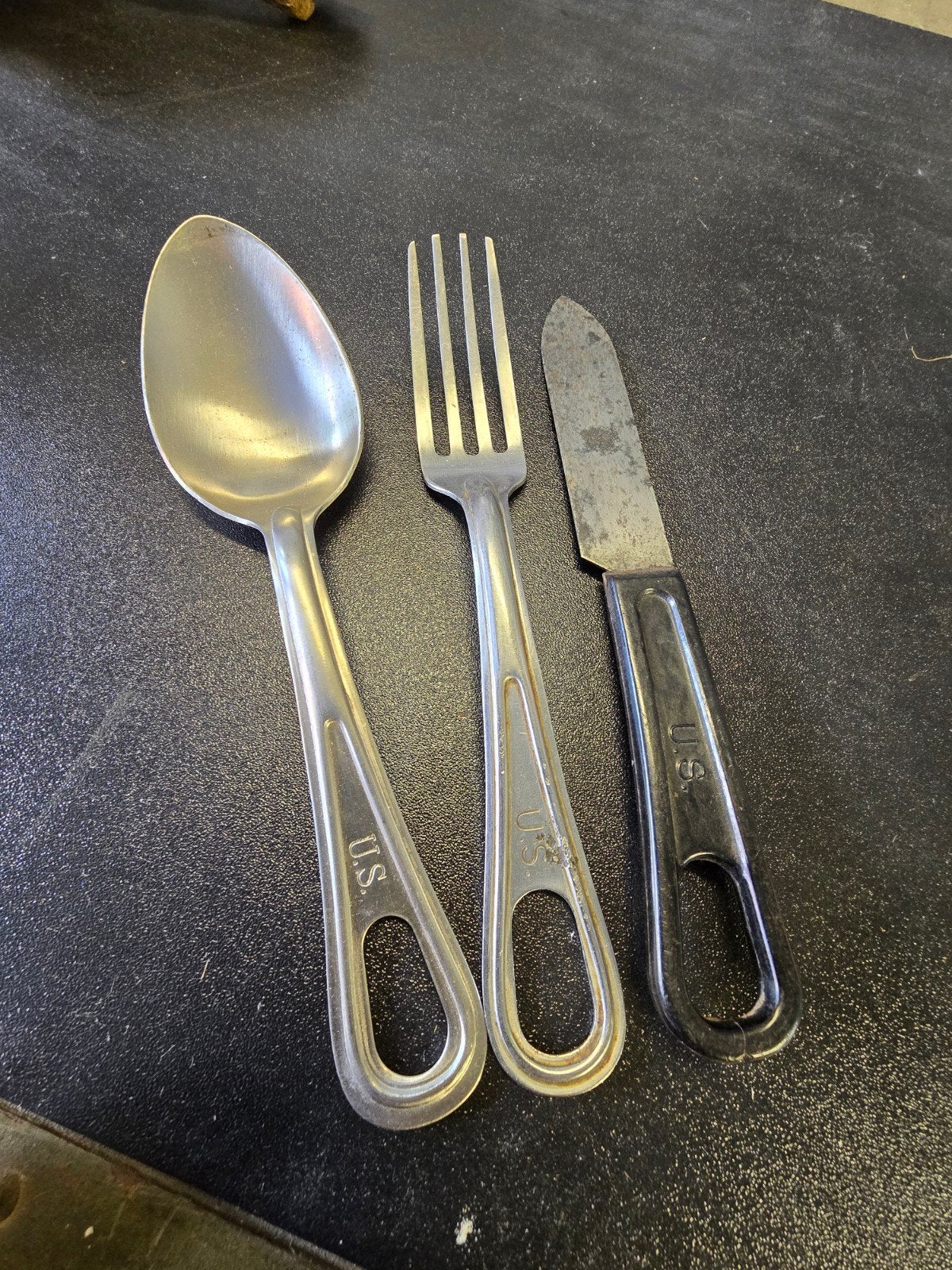 WWII US fork, spoon and knife, Ophalen of Verzenden, Amerika, Embleem of Badge