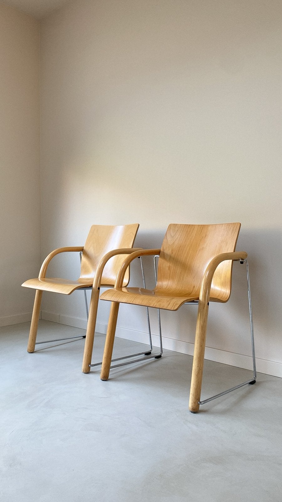 Twee houten Thonet stoelen, Twee, Bruin, Vintage, Ophalen of Verzenden