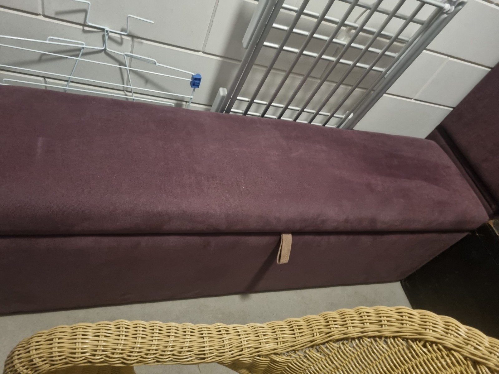 Opberg box en 2 hockers 45Voor achter het bed. 160cm breed., Huis en Inrichting, Slaapkamer | Slaapbanken, Ophalen, Tweepersoons