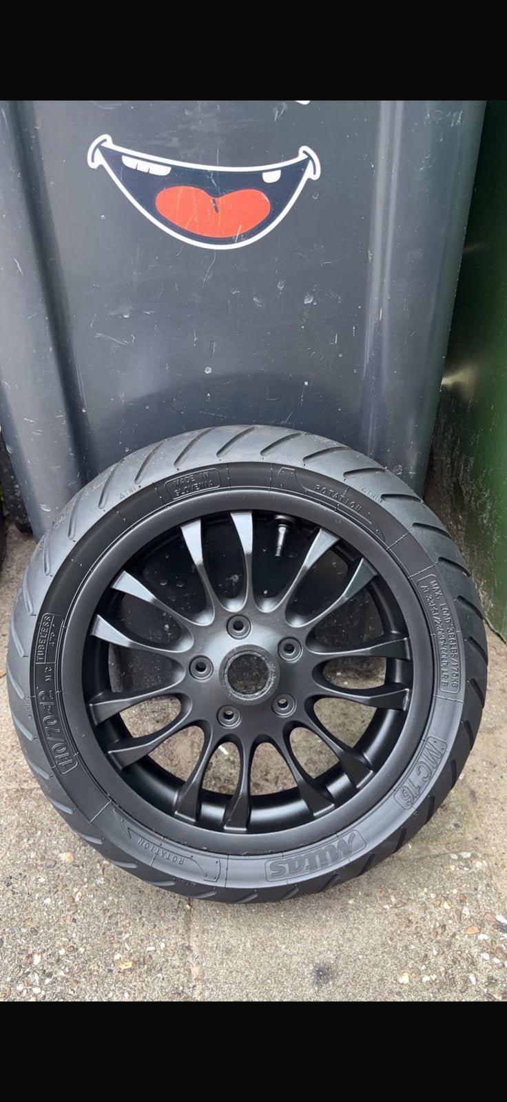 Voorvelg Vespa Sprint /Primavera 12" Zwart (110/70-12 Mitas), Fietsen en Brommers, Brommeronderdelen | Scooters, Ophalen of Verzenden