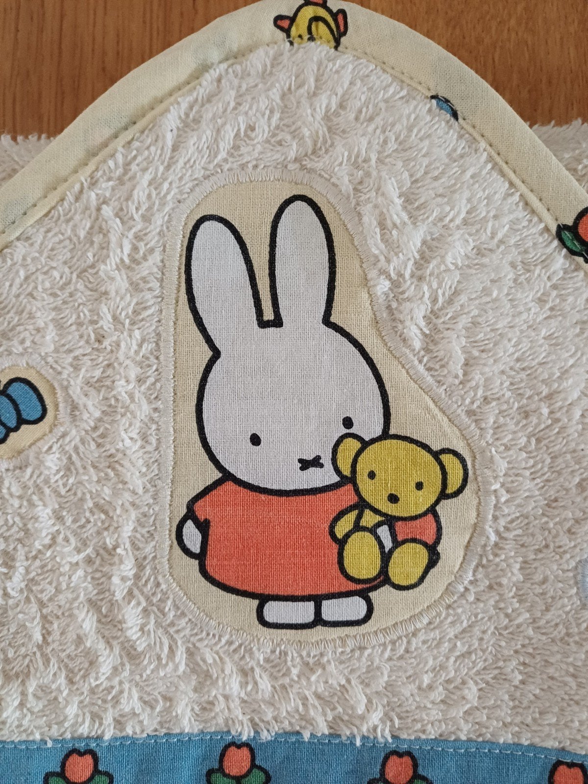 Nieuwe handgemaakte baby omslagdoek / baddoek Nijntje, Nieuw, Ophalen of Verzenden, Standaard, Nijntje