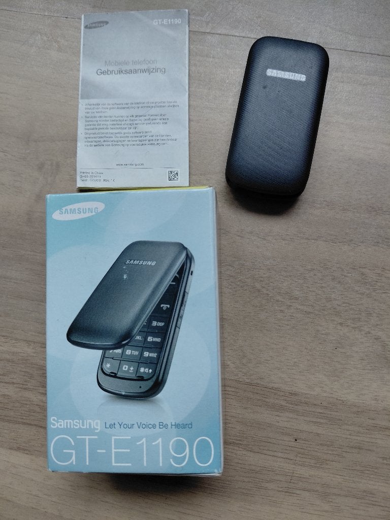Samsung GT-E1190 klaptelefoon, Gebruikt, Overige modellen, Geen camera, Zwart