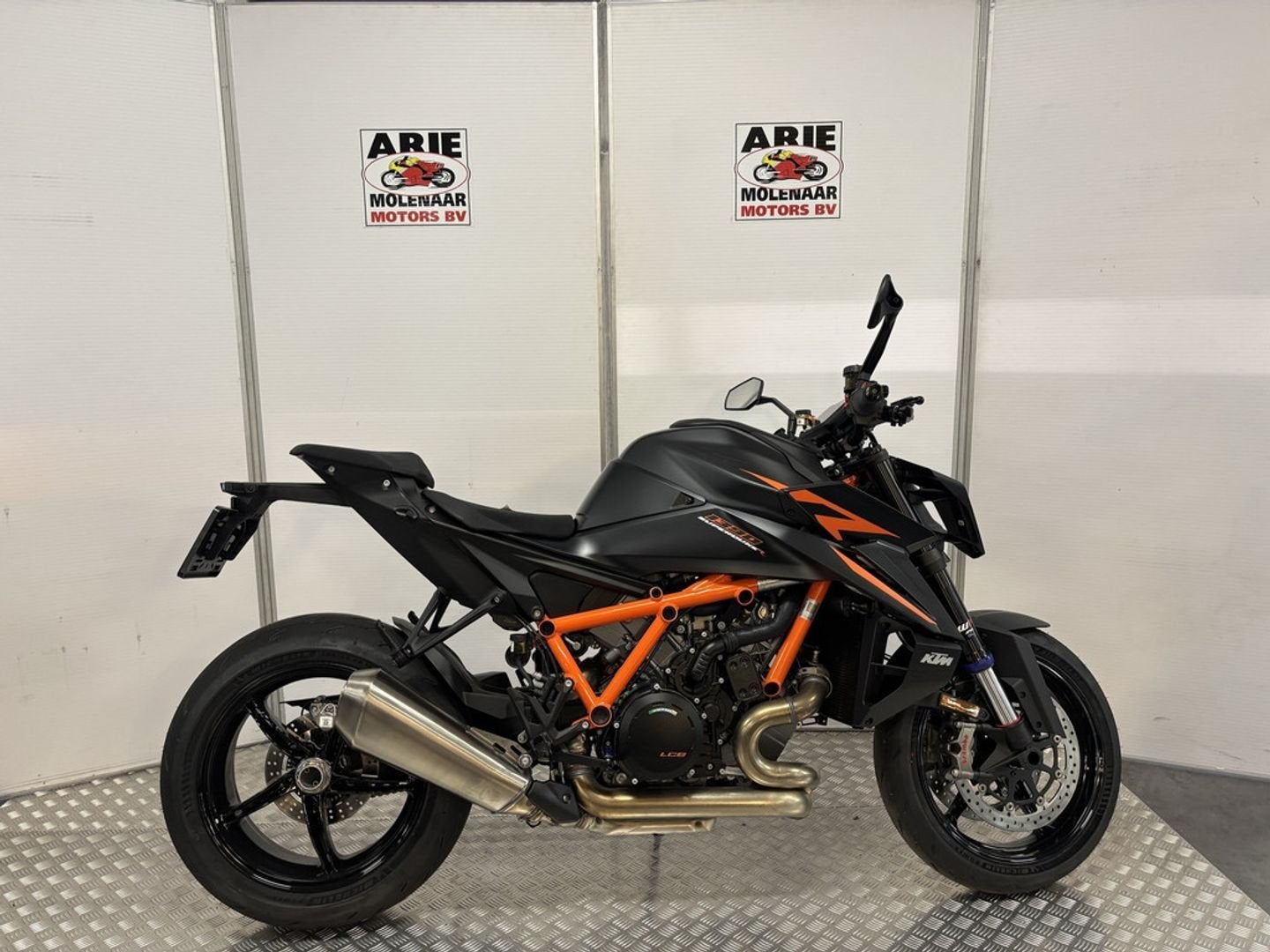 KTM 1390 SUPER DUKE R EVO (bj 2026), 2 cilinders, KTM, Motorrijbewijs A, Bedrijf
