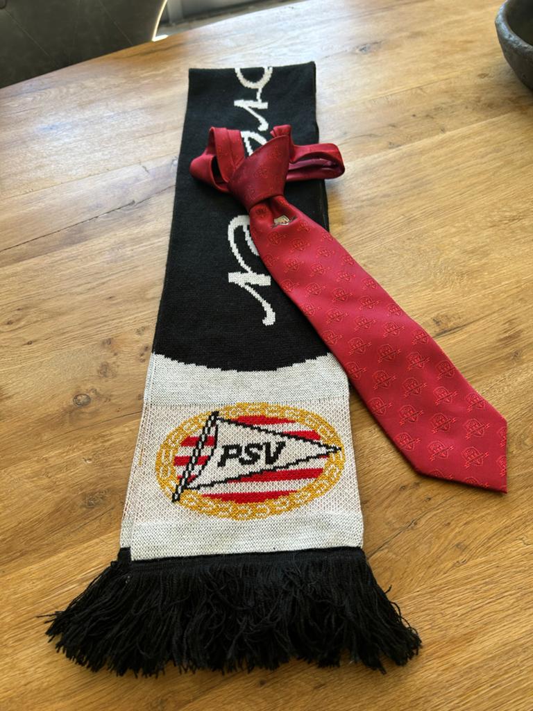 PSV sjaal 'Fan Forever' en stropdas, Ophalen of Verzenden, Nieuw, Rood, Met patroon