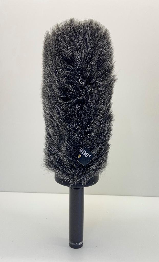 RODE NTG-2 Shotgun Microfoon + XLR kabel + windscreen+koffer, Muziek en Instrumenten, Microfoons, N, N, Ophalen of Verzenden, Zo goed als nieuw