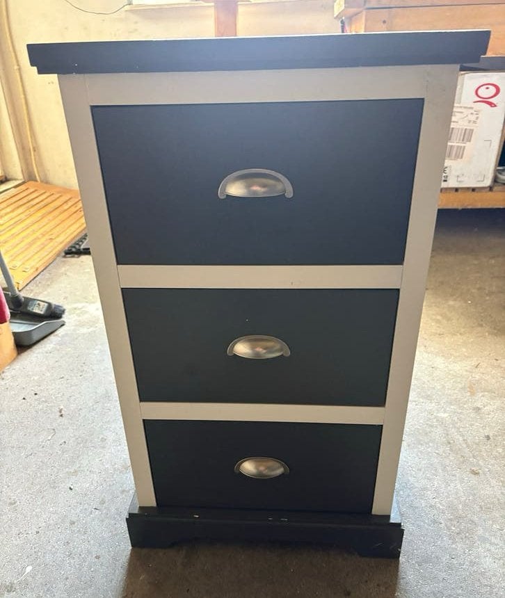 Ladenkastje donkergrijs/wit met 3 lades, Huis en Inrichting, Kasten | Ladekasten, Ophalen, Minder dan 50 cm, Gebruikt, 3 of 4 laden
