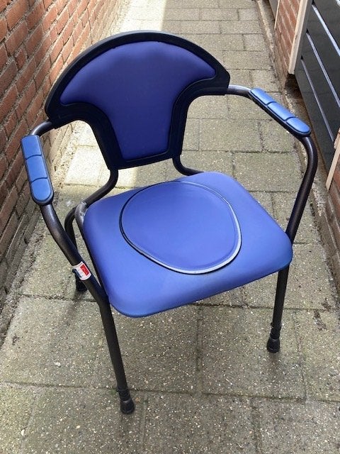 Po stoel, Ophalen, Gebruikt