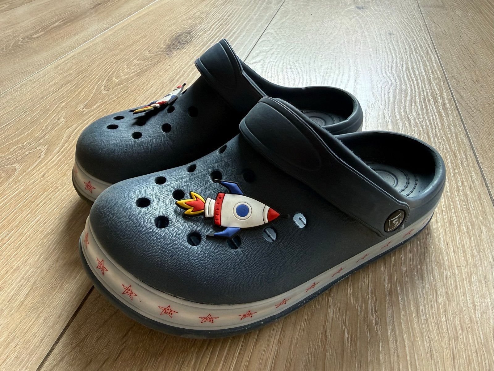 Leuke kinderschoenen/klompjes met lampjes, maat 34, Ophalen of Verzenden, Gebruikt, Jongen of Meisje, Schoenen