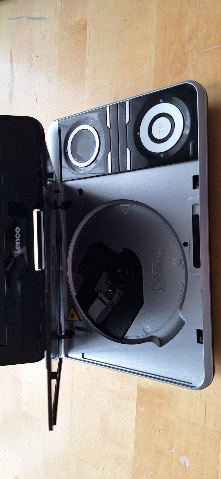 Lenco DVP-941 Draagbare DVD/CD/Mpeg4/MP3 speler, Gebruikt, Draagbaar, Ophalen of Verzenden, Overige merken