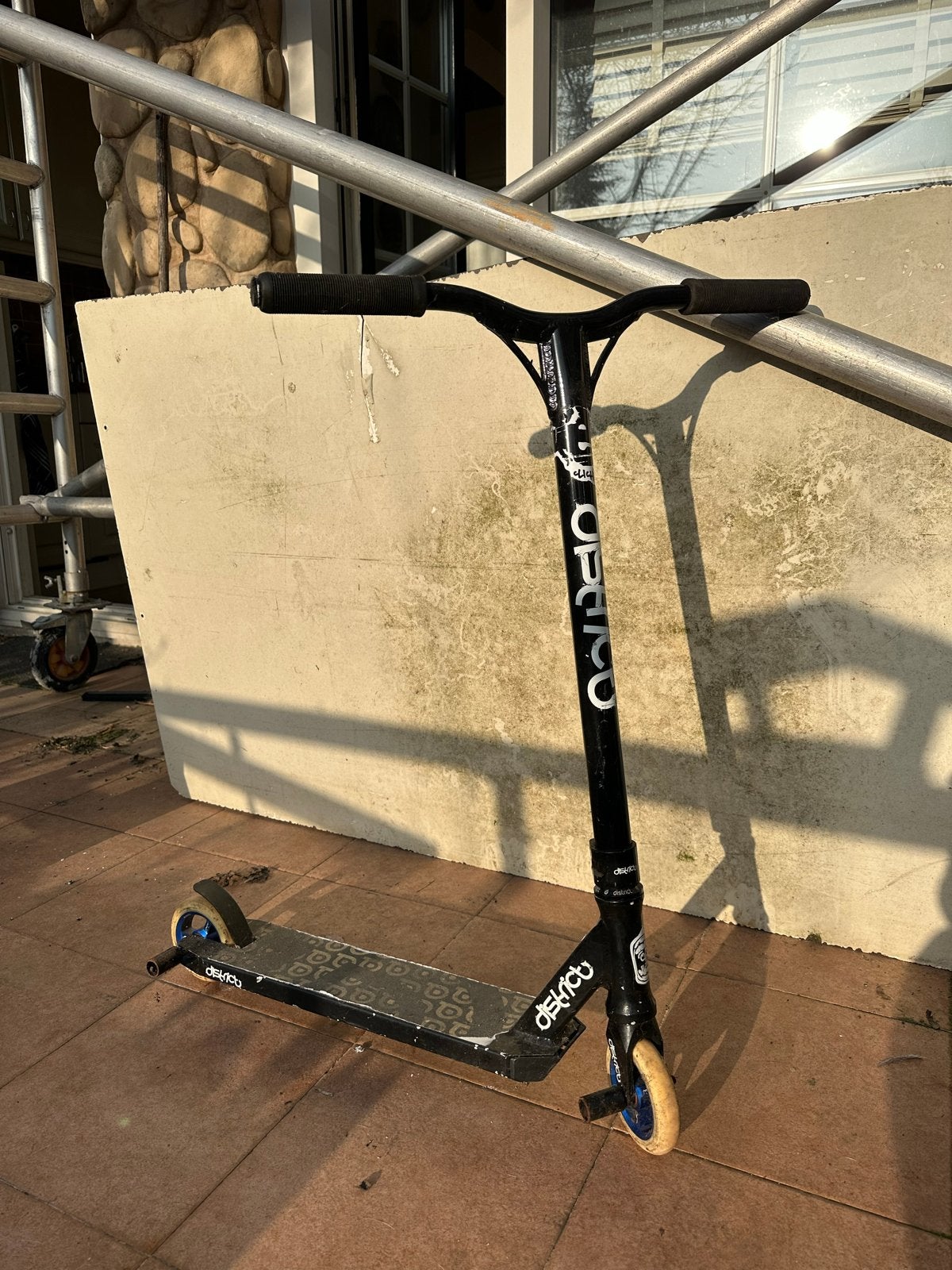 District stuntstep zwart – freestyle stunt scooter, Fietsen en Brommers, Steps, Ophalen, Gebruikt, Gewone step
