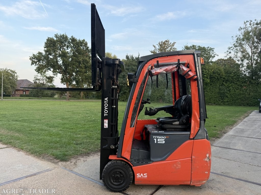 Toyota Traigo 1600KG 3-delig freelift Sideshift 6000uur