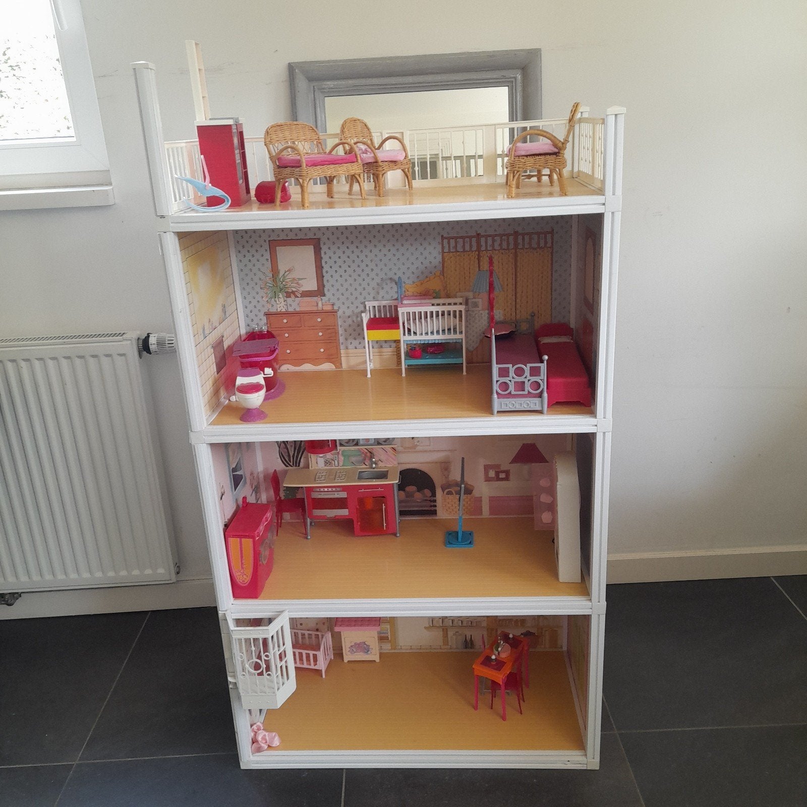barbie huis te koop, Ophalen of Verzenden, Gebruikt