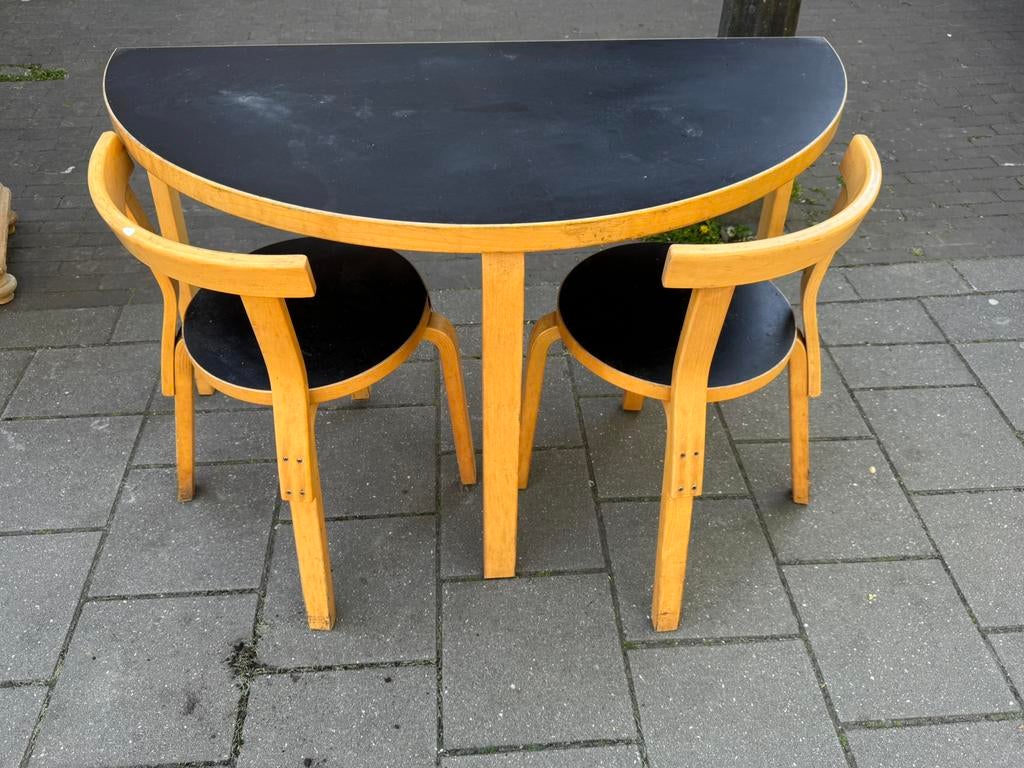 eethoek van Finse architect Alvar Aalto, Ophalen of Verzenden, Zo goed als nieuw, Zwart, Eén