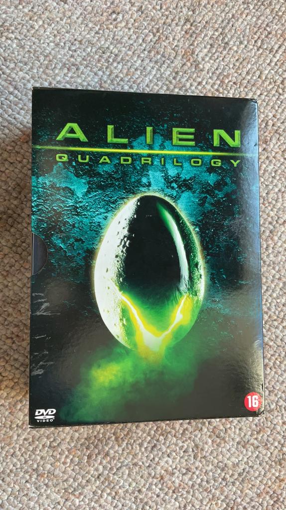 ALIEN QUADRILOGY., Vanaf 16 jaar, Ophalen of Verzenden, Zo goed als nieuw, Science Fiction