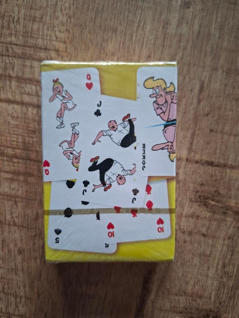 Kaartspel Suske en Wiske 
Standaard kaartspel, Verzamelen, Speelkaarten, Jokers en Kwartetten, Ophalen of Verzenden, Zo goed als nieuw