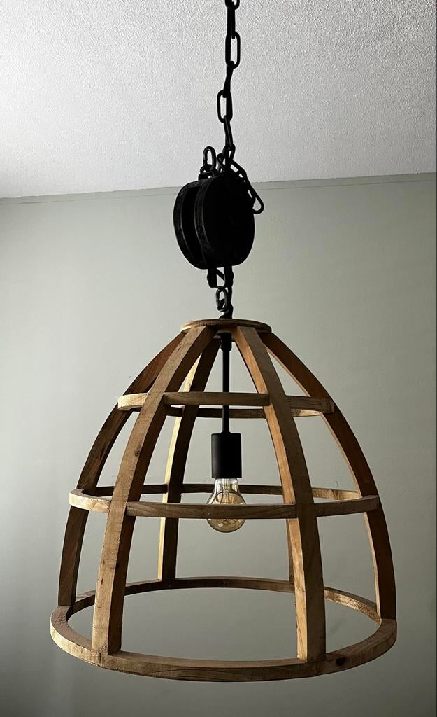 Industriële Houten Hanglamp met Katrol, Ophalen, Zo goed als nieuw, Hout, 75 cm of meer