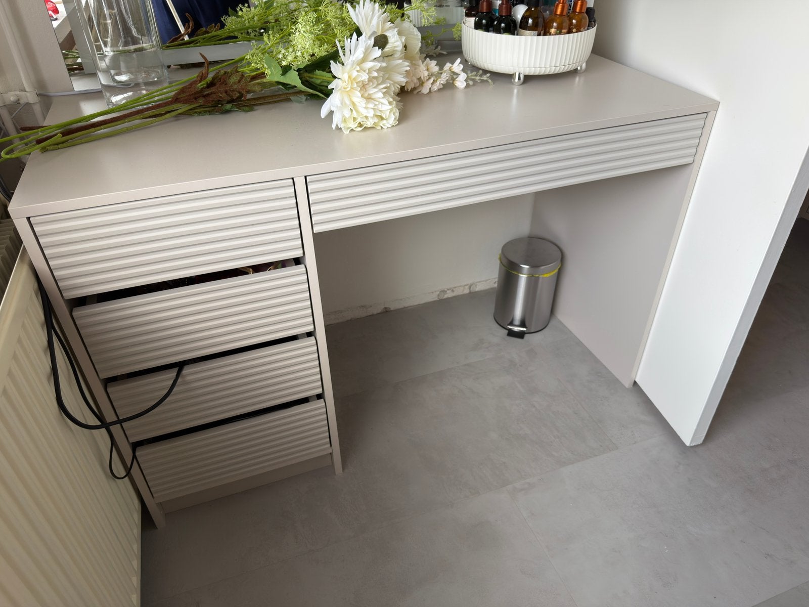 Bureau / kaptafel bouwpakket.  Beige, Huis en Inrichting, Bureaus, Ophalen, 120 cm, Met lades, Nieuw