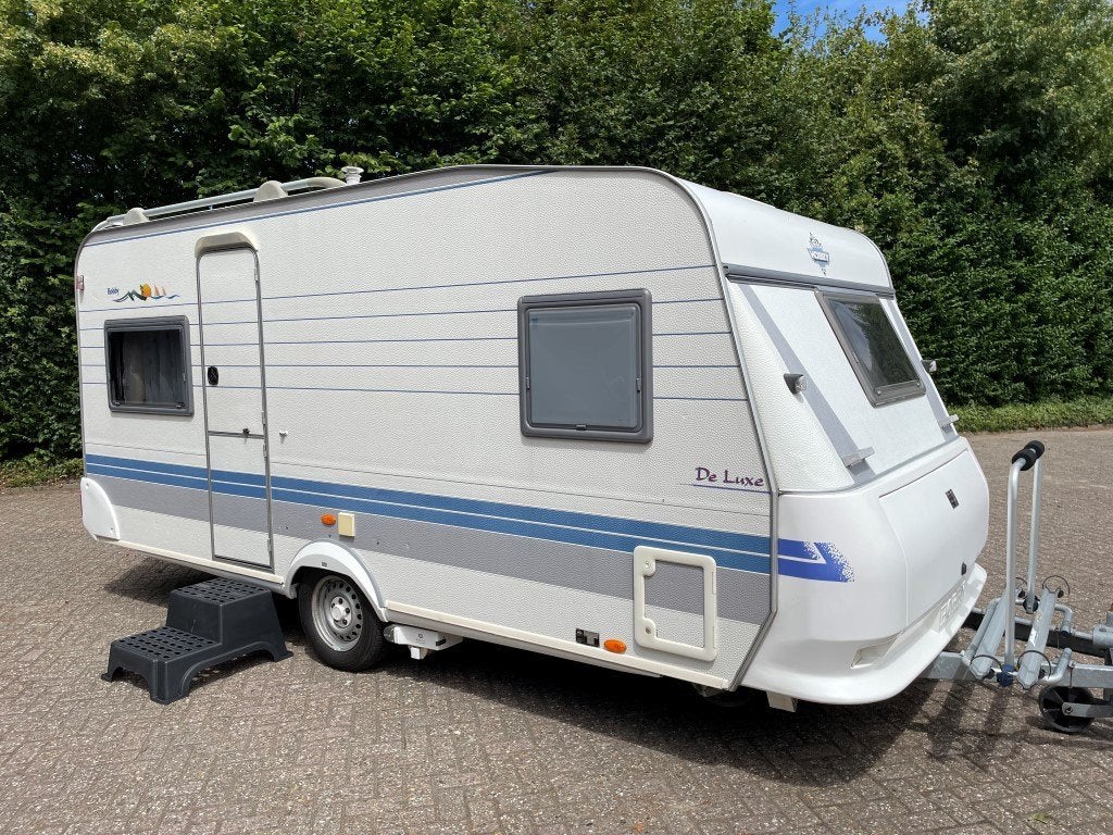 Hobby de Luxe 460 Ufe met mover, Caravans en Kamperen, Caravans, Bedrijf, tot en met 4, 1000 - 1250 kg, Rondzit, Hobby, Vast bed