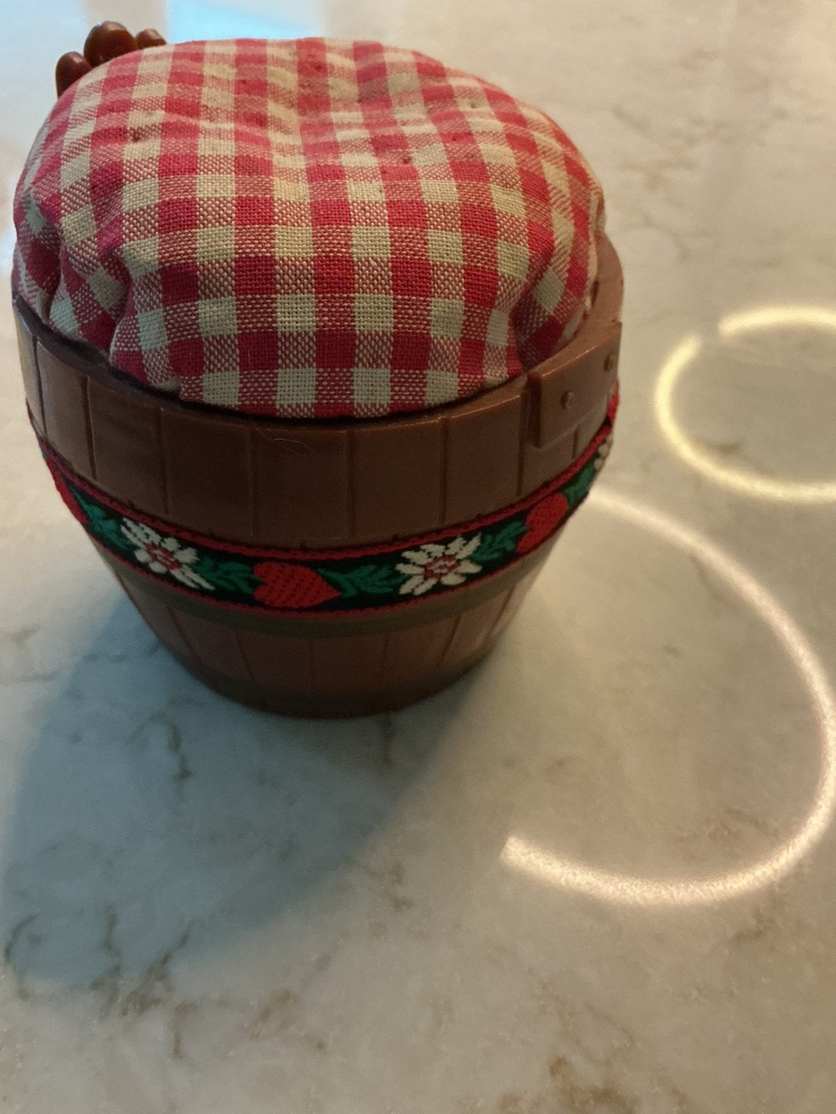 Brocant spelden tonnetje., Ophalen of Verzenden