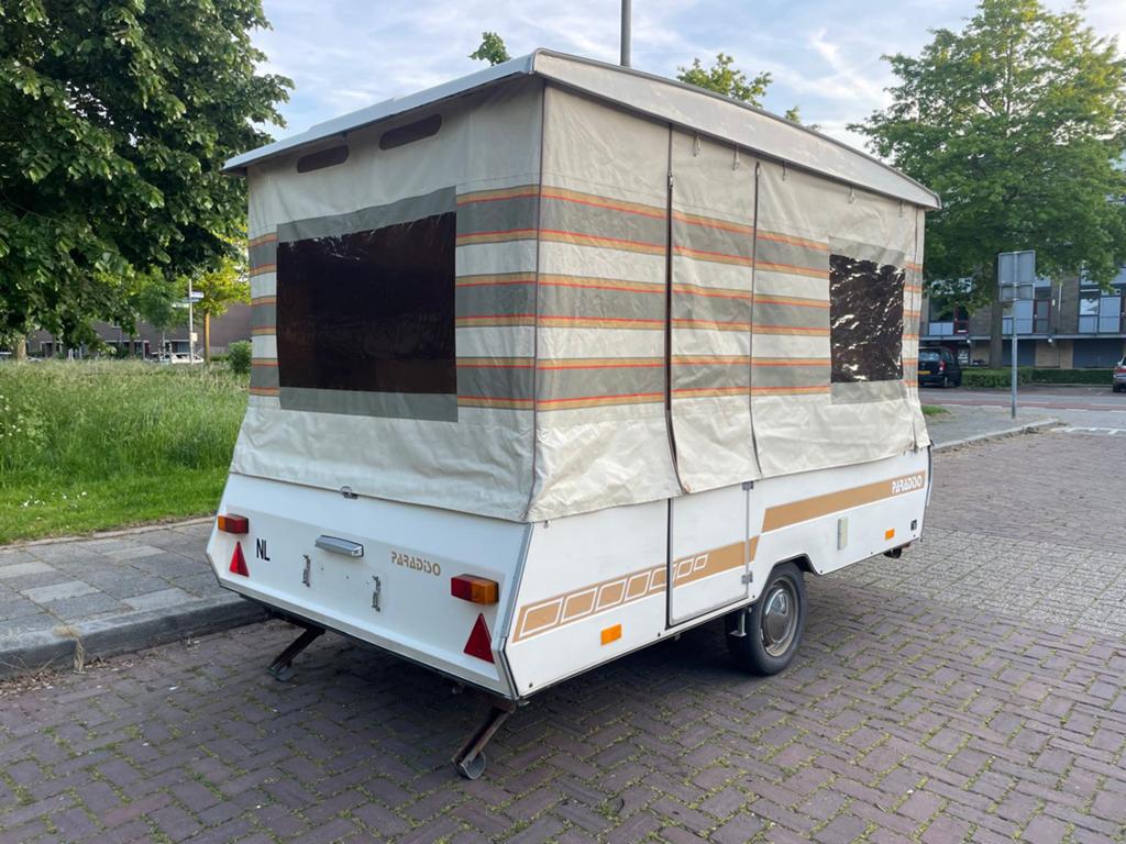 Paradiso 325V, Ophalen
