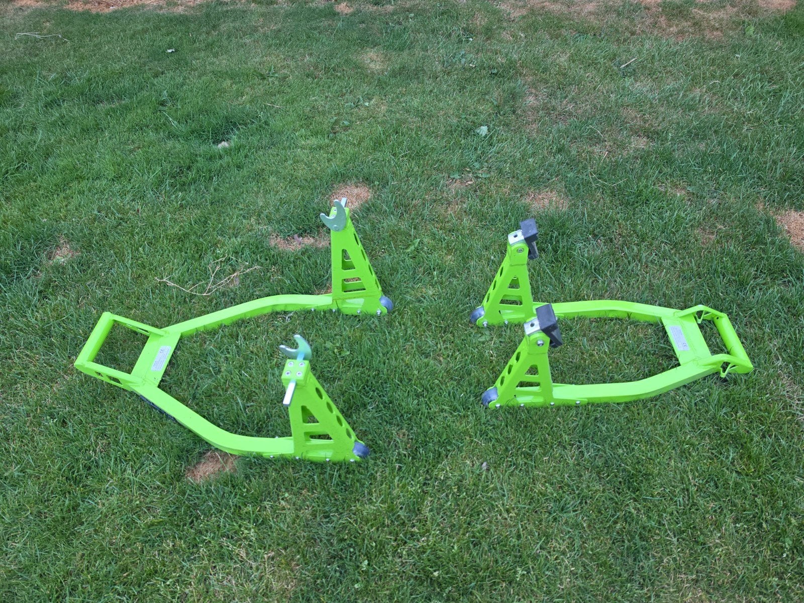 Motorfiets paddockstand set (voor en achter), Ophalen, Gebruikt