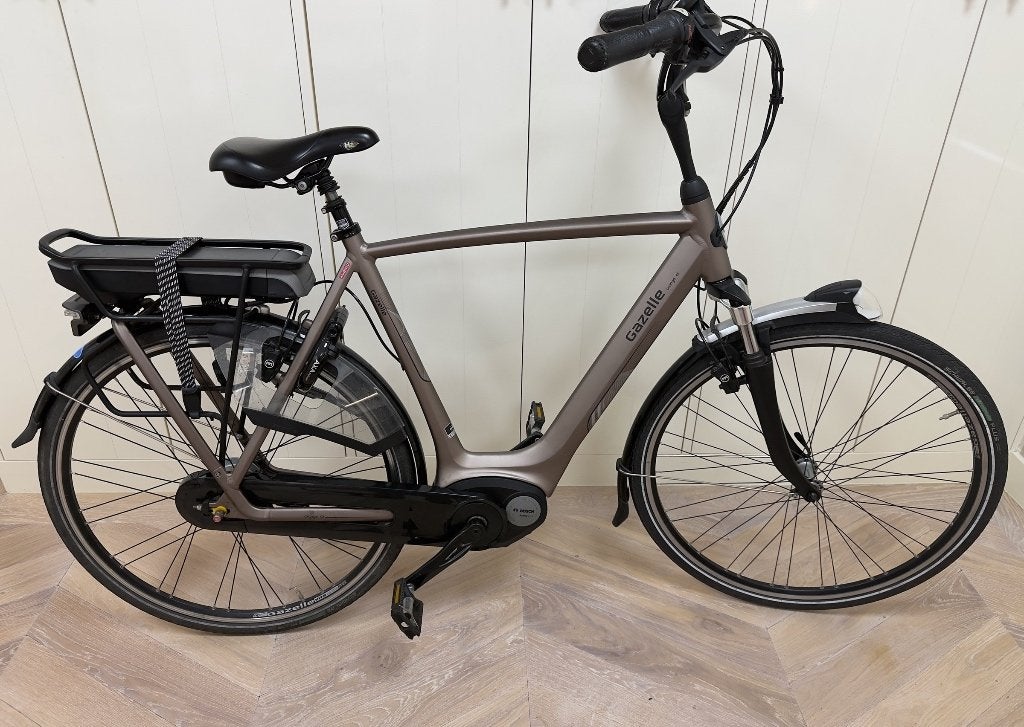 Gazelle Orange C8 HMB — bouwjaar 2017, maat 61, zeer netjes, Ophalen, Gebruikt, 59 cm of meer, 50 km per accu of meer