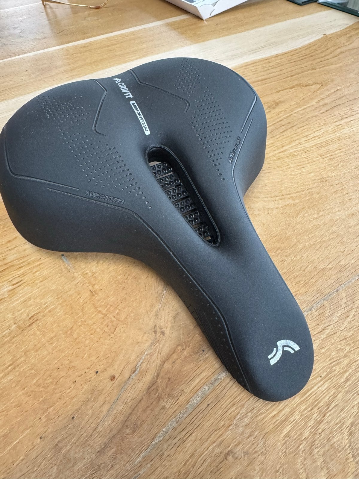 Crivit fietszadel met memory foam, Elektrische fiets, Kunststof, Ophalen of Verzenden, Zo goed als nieuw