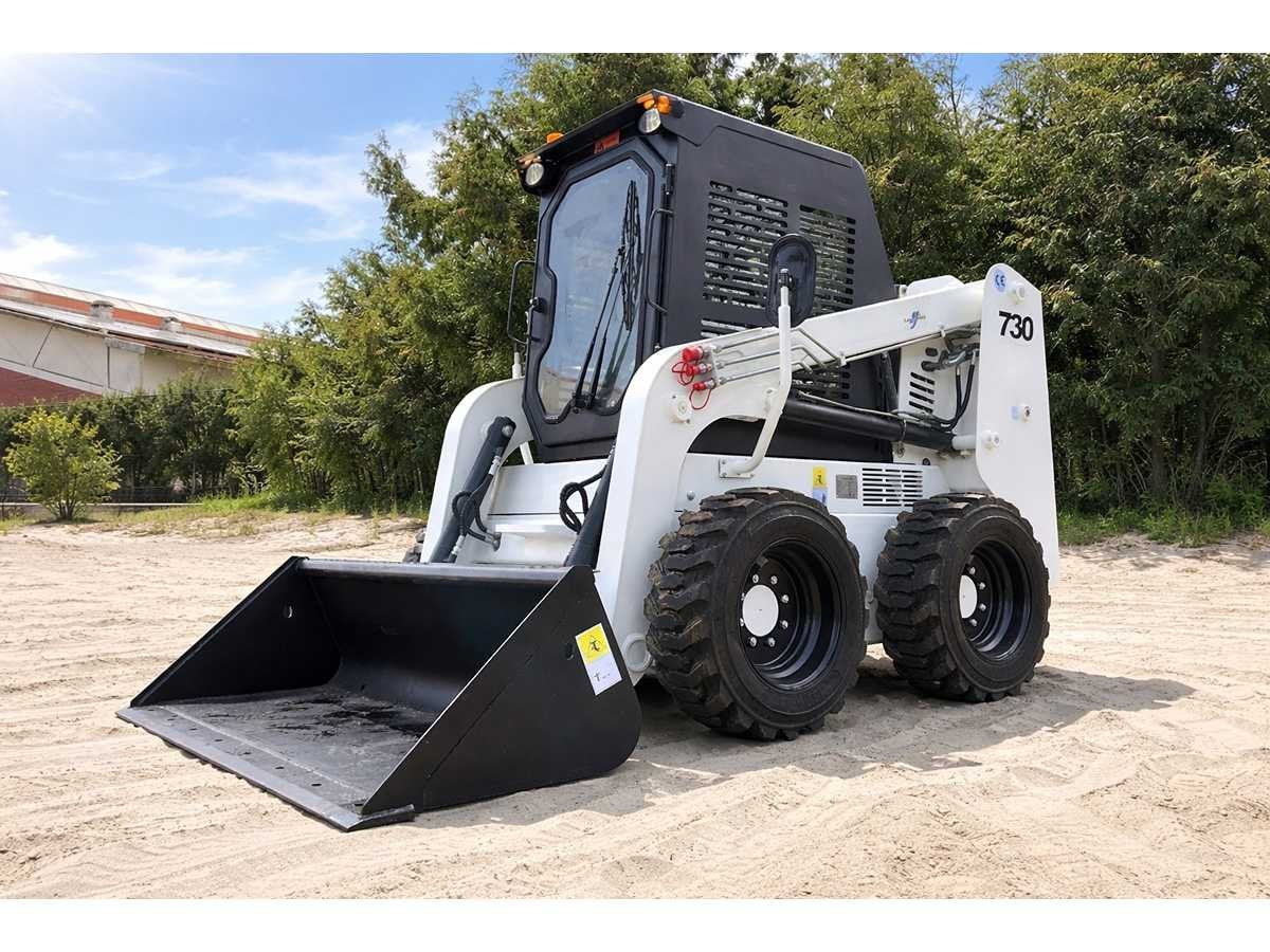 2025 - Easy-Going - HY730 - Schranklader / Skidsteer (ongebr, Wiellader of Shovel