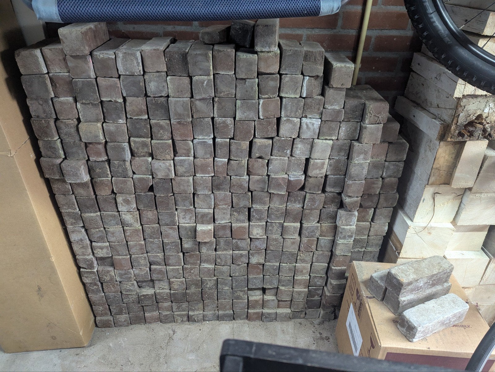 Gratis Klinkers 20x20x6 - ca. 3m2, Tuin en Terras, Tegels en Klinkers, Ophalen of Verzenden