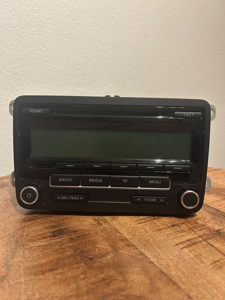 Originele VW-radio RCD 310 met cd/MP3 + verloopkabel, Ophalen of Verzenden, Gebruikt