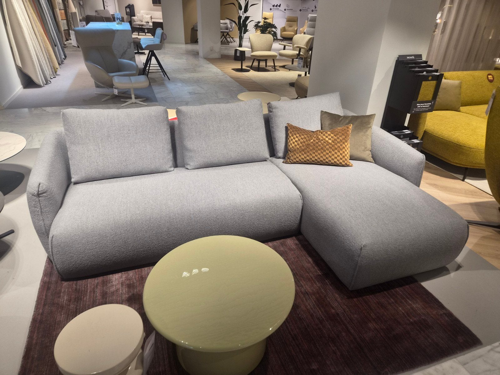 Montèl Icon Hoekbank 2,5-zits met longchair - Montaro Grey, Ophalen, 125 cm of meer