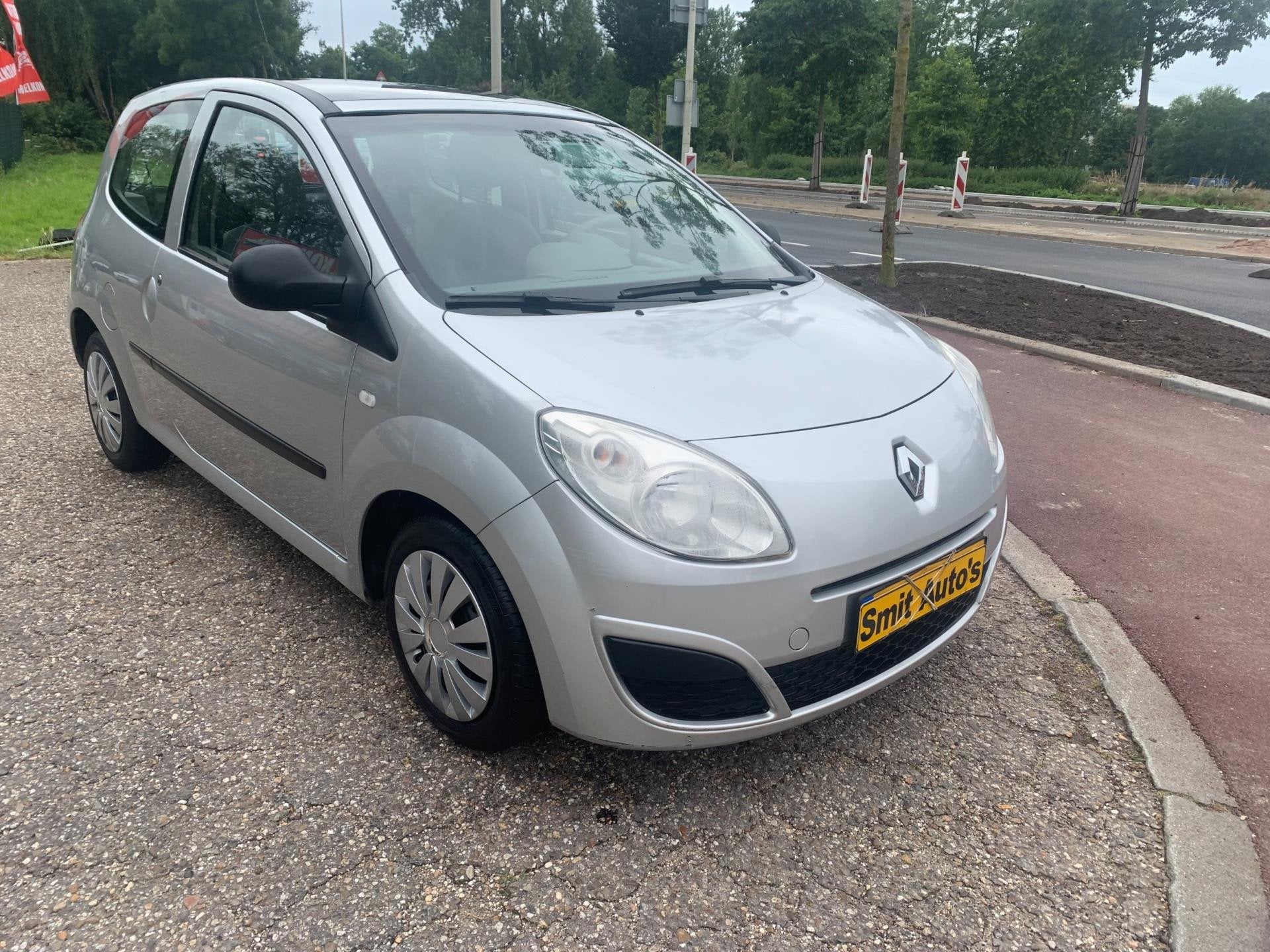 Renault Twingo 1.2 Authentique ELECTR SCHUIFDAK NW DISTRRIEM, Auto's, Renault, Voorwielaandrijving, Twingo, 31 €/maand, 4 cilinders
