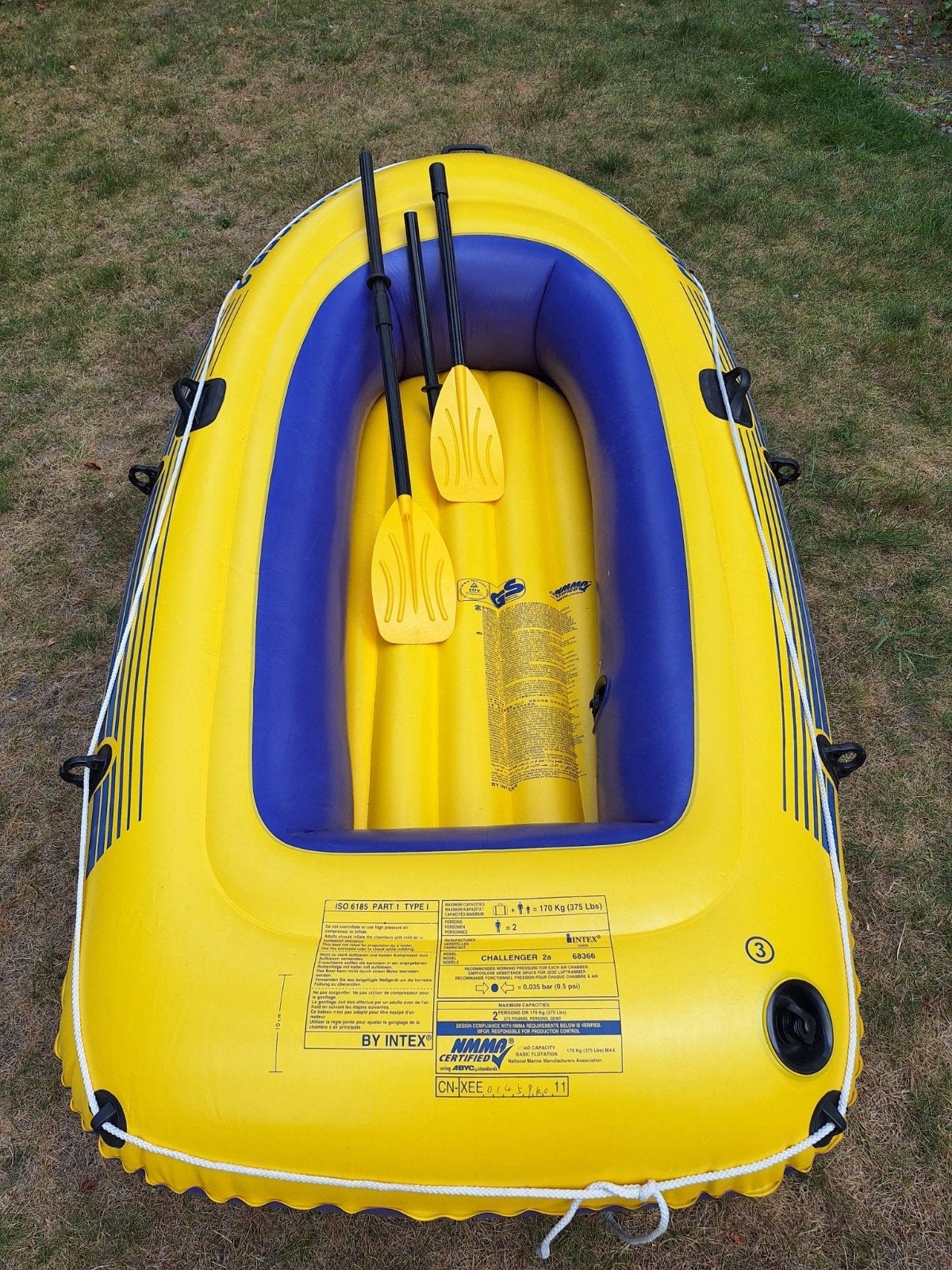 Intex Challenger 2 opblaasboot met peddelss, Ophalen, Zo goed als nieuw