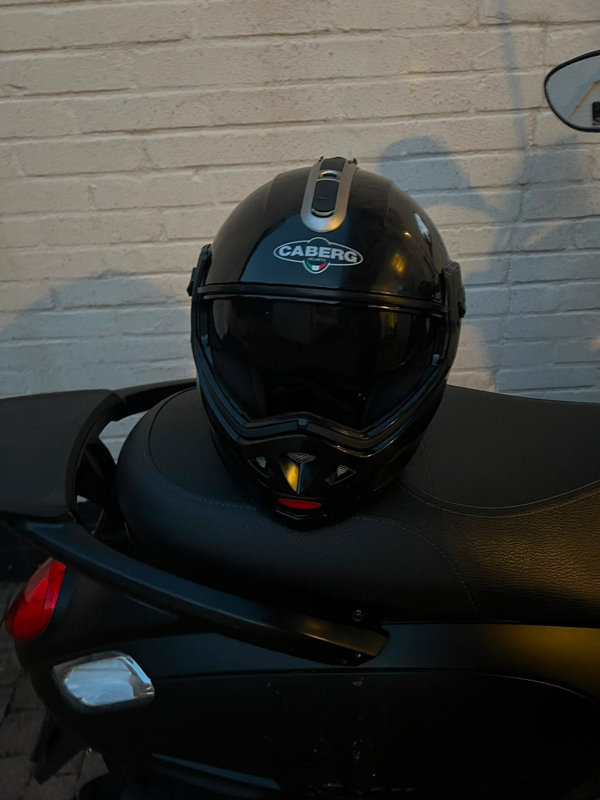 Bromhelm caberg, Ophalen of Verzenden, Gebruikt, Medium