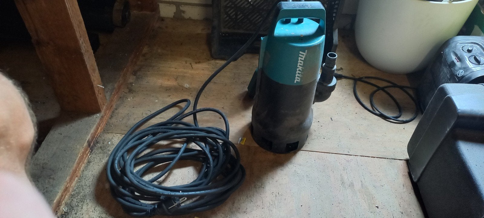 Makita Dompelpomp PF1010 - Krachtige Waterpomp, Tuin en Terras, Waterpompen, Ophalen of Verzenden, Gebruikt, Elektrisch, Dompelpomp