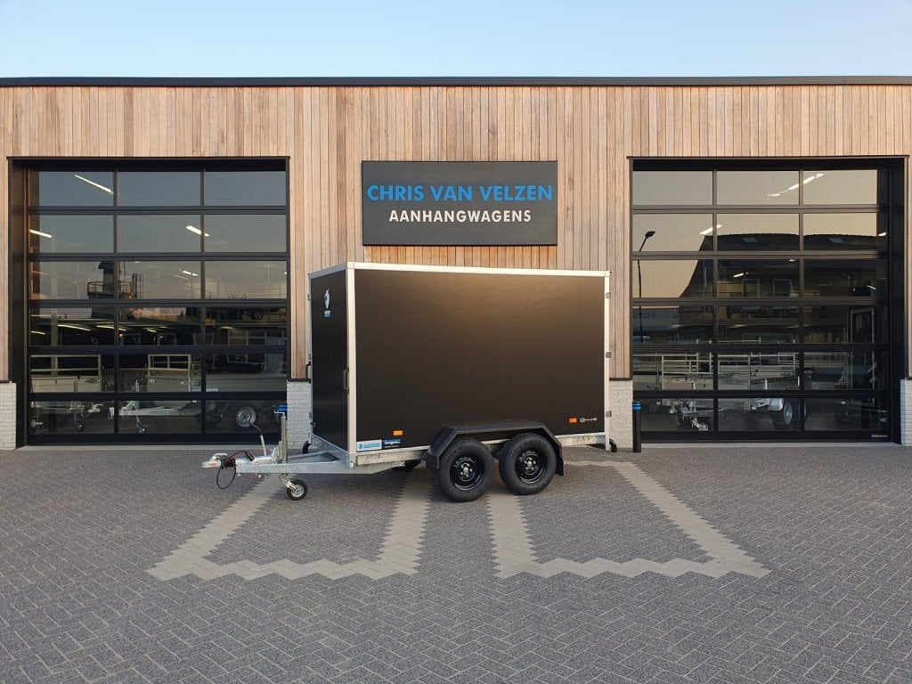 Hapert Sapphire L-2 gesloten bakwagen black edition, Nieuw