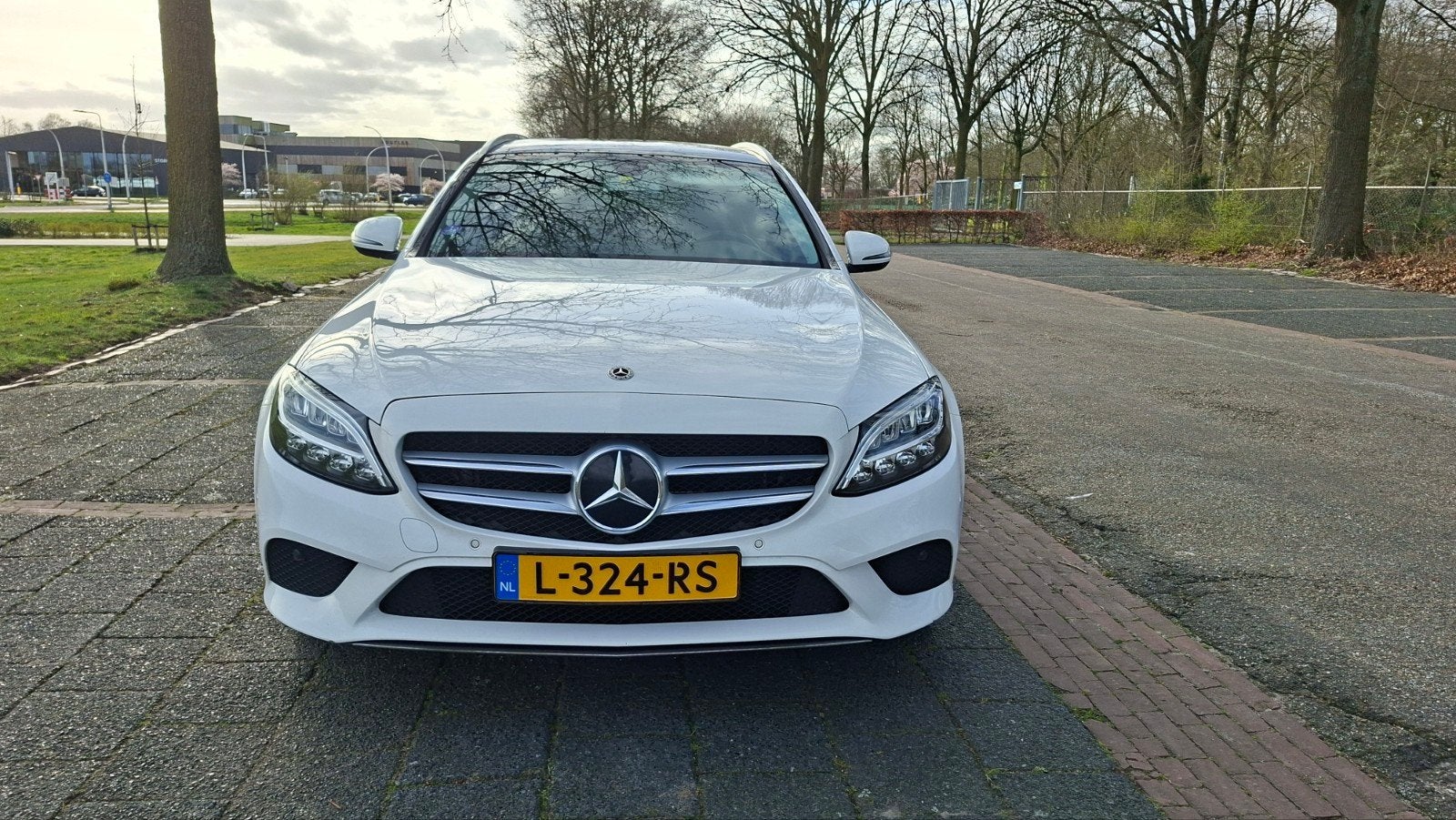 Mercedes-Benz C-Klasse C200 184pk 9G-TRONIC 2019 Wit, Auto's, Mercedes-Benz, Particulier, C-Klasse, Achteruitrijcamera, Android Auto