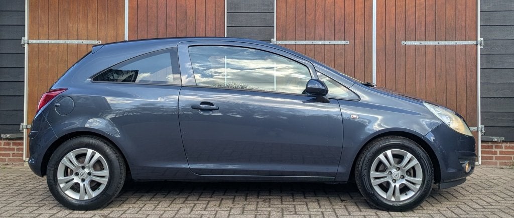Opel Corsa 1.4-16V Business | Airco | Trekhaak | NAP | Onder, Stof, Gebruikt, 4 cilinders, Bedrijf